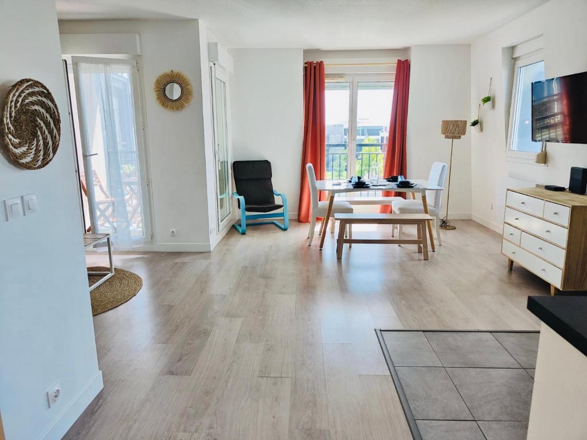 Suite Villanova Near Disneyland Paris Chessy  Exterior photo